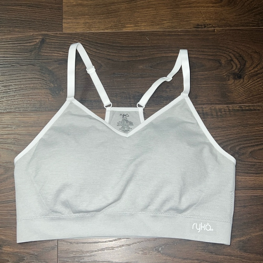 Seamless Sports Bras